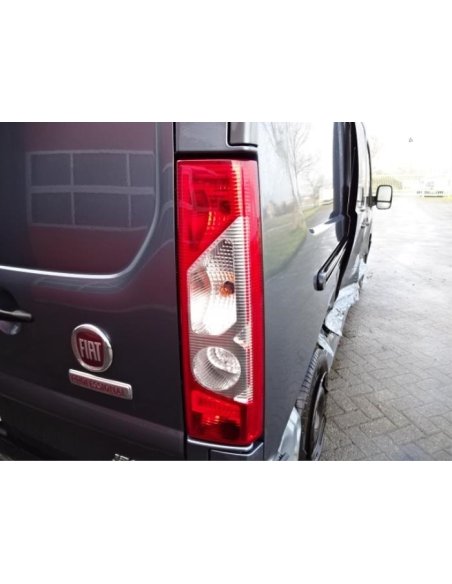Feu arrière droit Fiat Scudo ap. 2006 ( sans porte-ampoules )