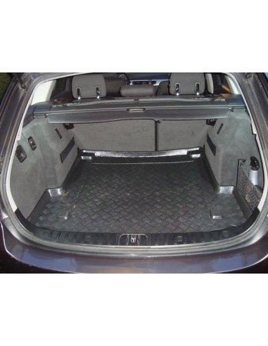 Tapis bac de protection de coffre Bmw...